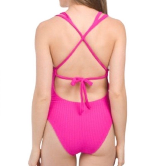 BECCA Line in sand Pink Cut Out Textured One Piece Swimsuit Size Large NWT - Picture 3 of 8